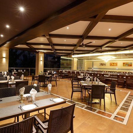 Hotel Ayodhya Kolhapur Esterno foto